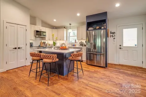 15 Edmond Woods Place Fairview NC 28730