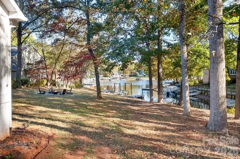 1984 Hickory Hills Drive Denver NC 28037