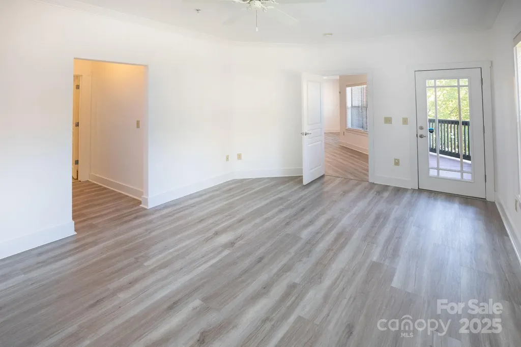 9 Kenilworth Knoll Asheville NC 28805