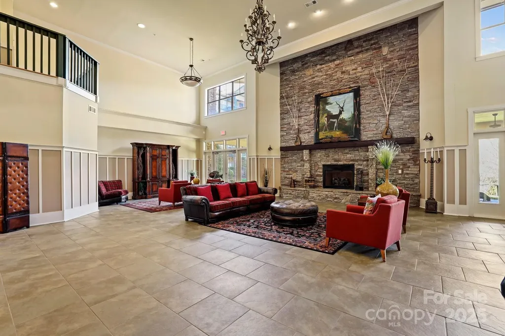 9 Kenilworth Knoll Asheville NC 28805