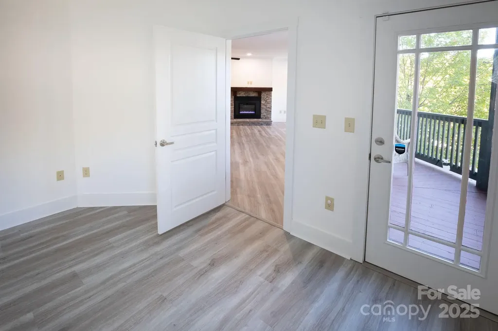 9 Kenilworth Knoll Asheville NC 28805