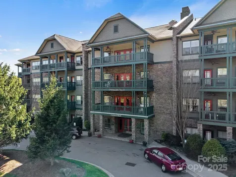 9 Kenilworth Knoll Asheville NC 28805