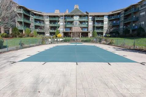 9 Kenilworth Knoll Asheville NC 28805