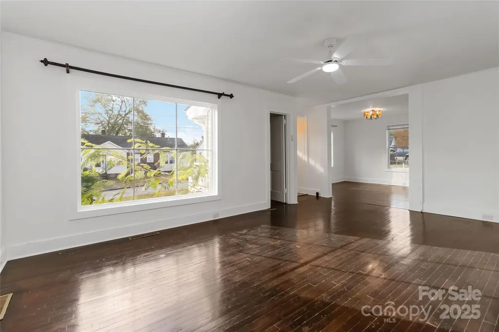 233 Jefferson Avenue NE Concord NC 28025