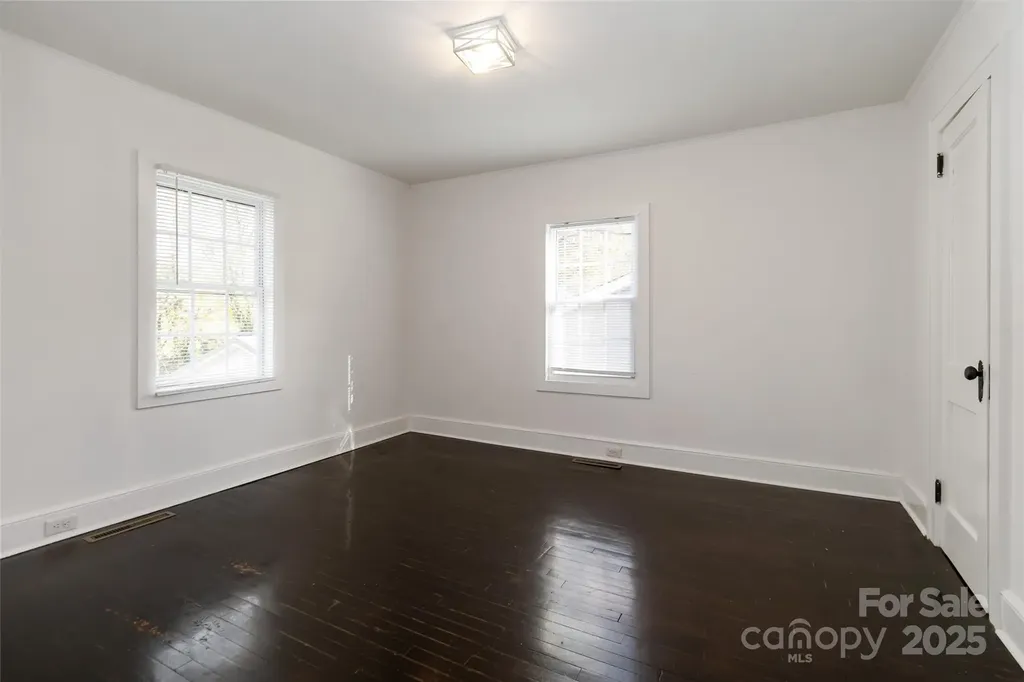 233 Jefferson Avenue NE Concord NC 28025