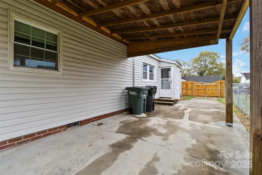233 Jefferson Avenue NE Concord NC 28025