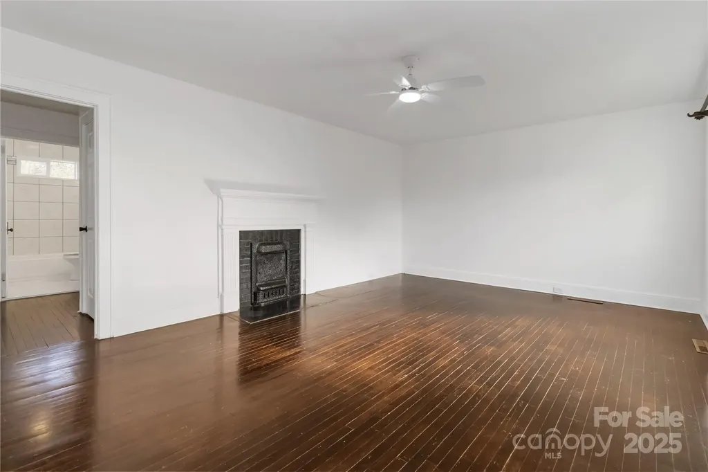 233 Jefferson Avenue NE Concord NC 28025
