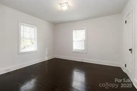 233 Jefferson Avenue NE Concord NC 28025