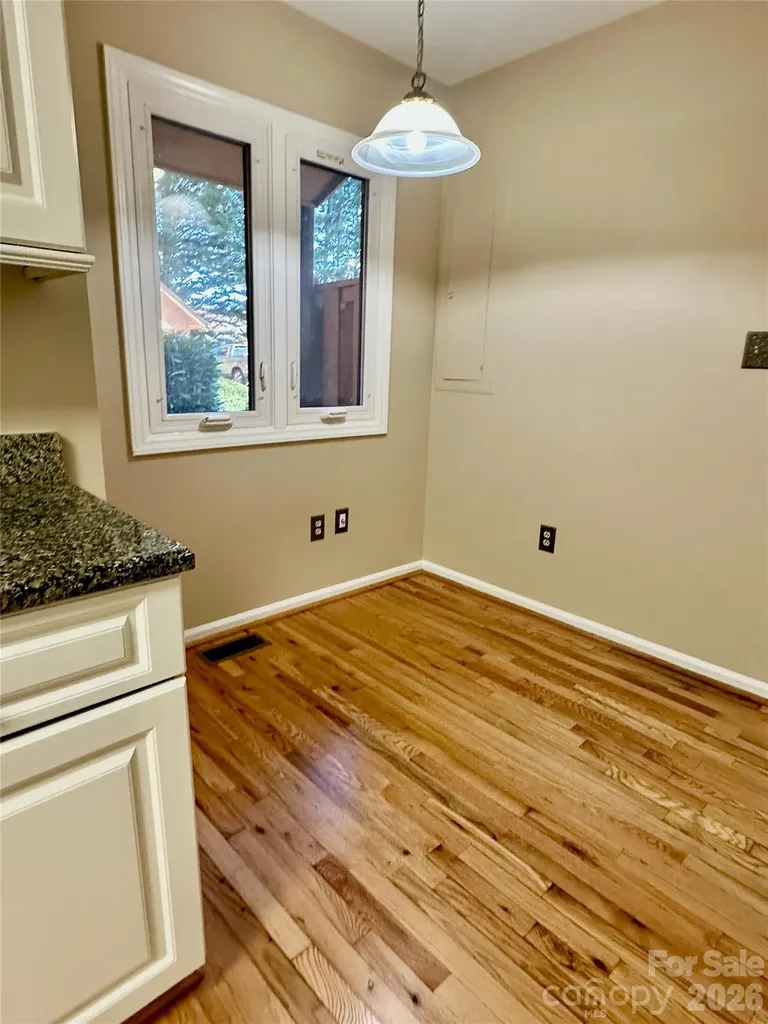 25 Village Drive Asheville NC 28803