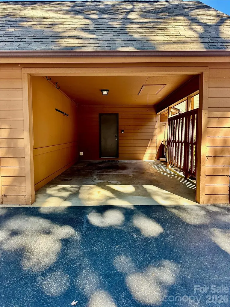 25 Village Drive Asheville NC 28803