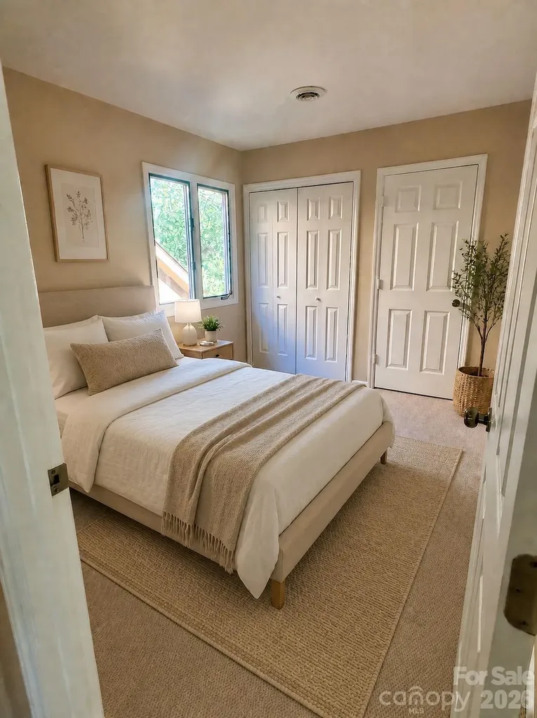 25 Village Drive Asheville NC 28803