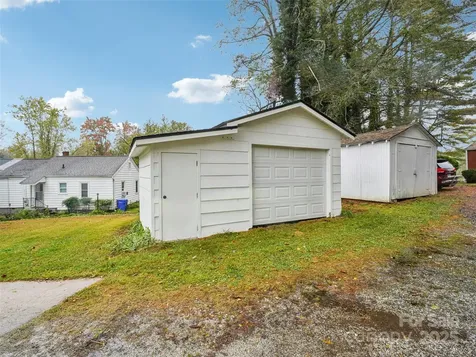 34 Parkview Drive Brevard NC 28712