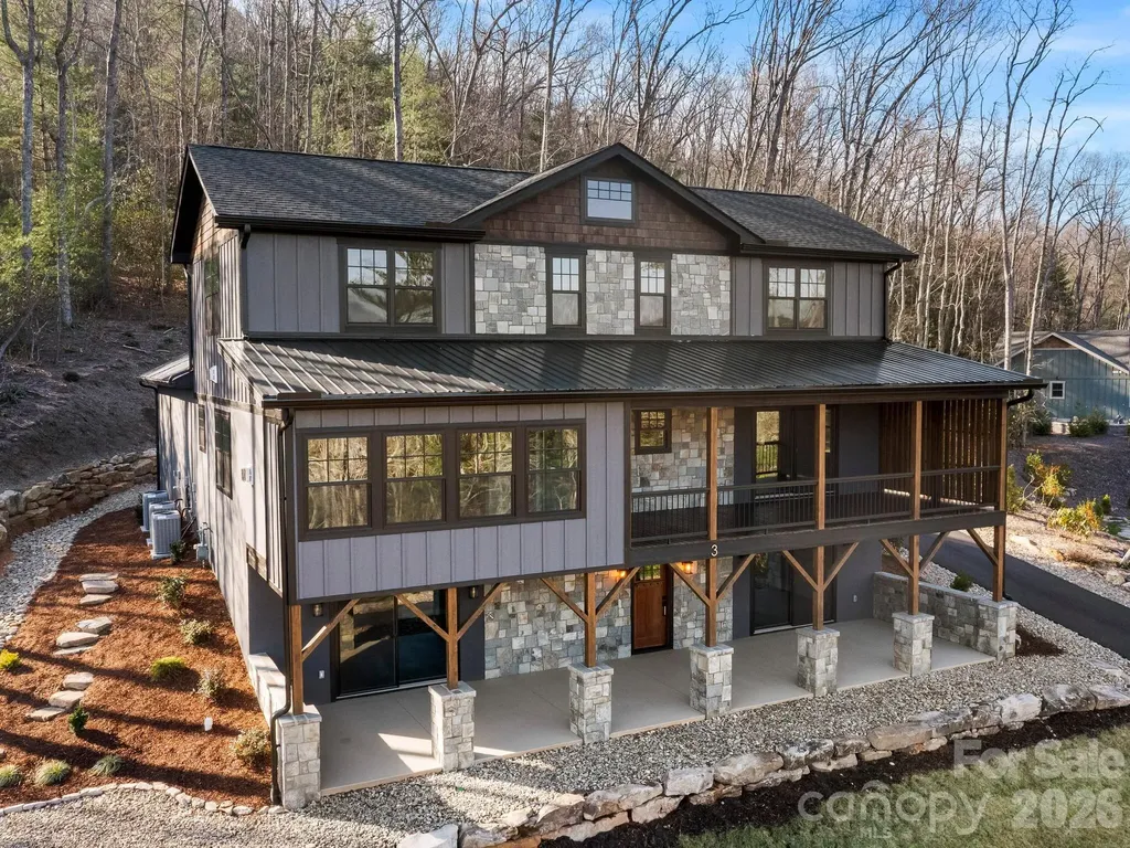 3 Erin Glen Court Fairview NC 28730