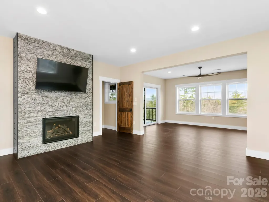 3 Erin Glen Court Fairview NC 28730