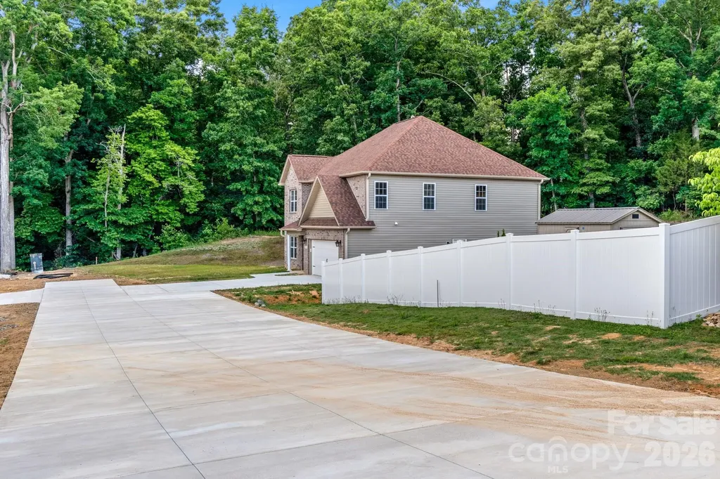 2858 Eland Drive Winston Salem NC 27127