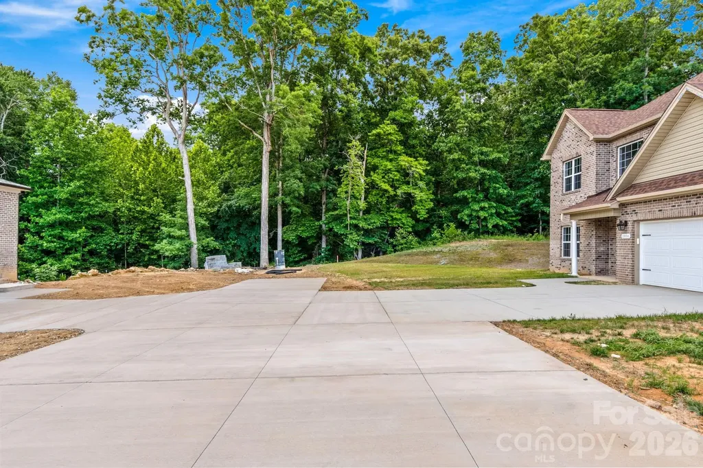 2858 Eland Drive Winston Salem NC 27127