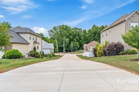 2858 Eland Drive Winston Salem NC 27127