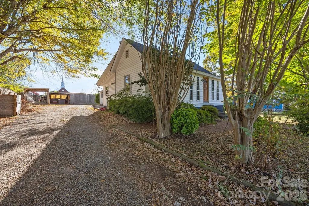 145 Duke Street Mocksville NC 27014