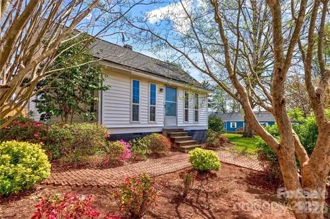 145 Duke Street Mocksville NC 27014
