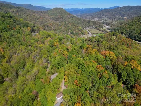 534 Cicada Drive Maggie Valley NC 28751