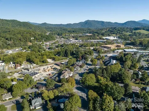 99 Walnut Street Waynesville NC 28786