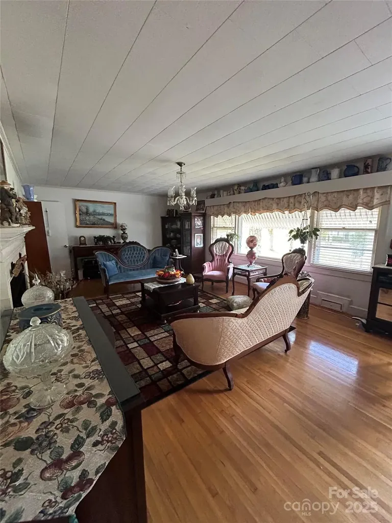 614 Smith Street Albemarle NC 28001
