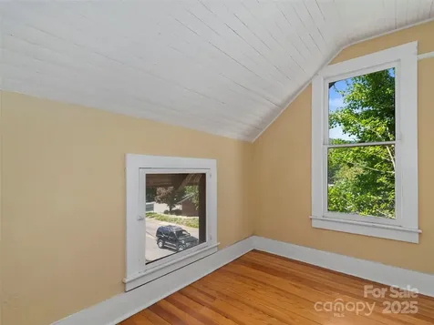 99 Walnut Street Waynesville NC 28786