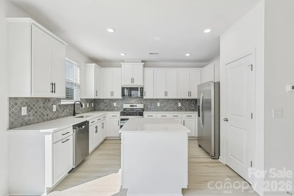 12555 Forager Place Midland NC 28107