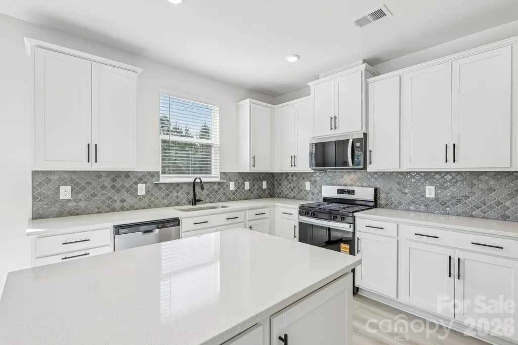 12555 Forager Place Midland NC 28107