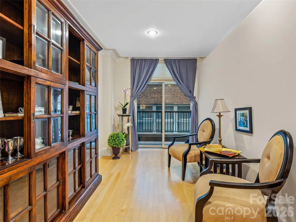 21 Battery Park Avenue Asheville NC 28801