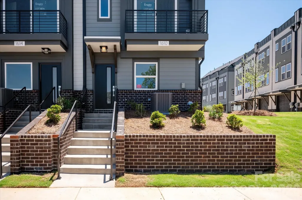 1610 Spring Street Charlotte NC 28206