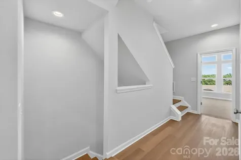 1614 Spring Street Charlotte NC 28206