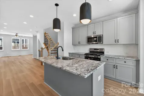 1614 Spring Street Charlotte NC 28206
