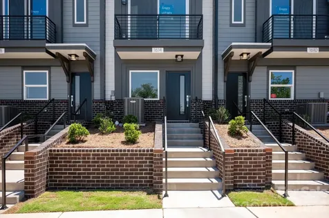 1614 Spring Street Charlotte NC 28206