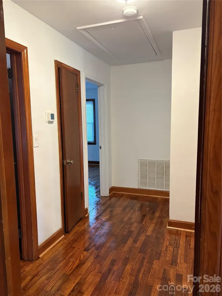 5206 Burke Drive Charlotte NC 28208