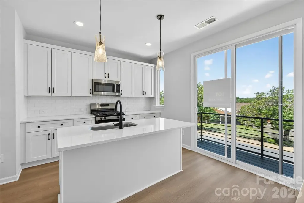 1618 Spring Street Charlotte NC 28206