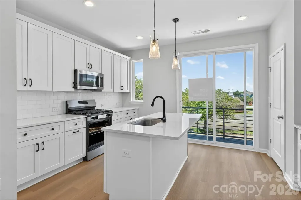1618 Spring Street Charlotte NC 28206
