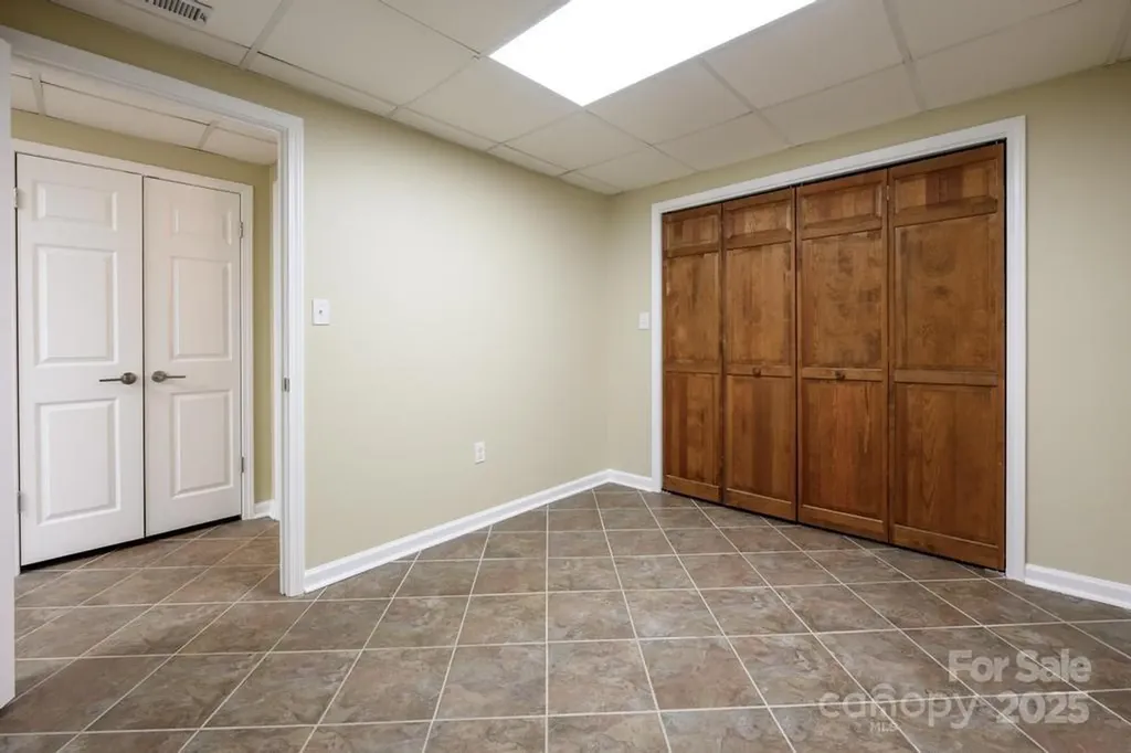 2106 Lynmore Drive Sherrills Ford NC 28673