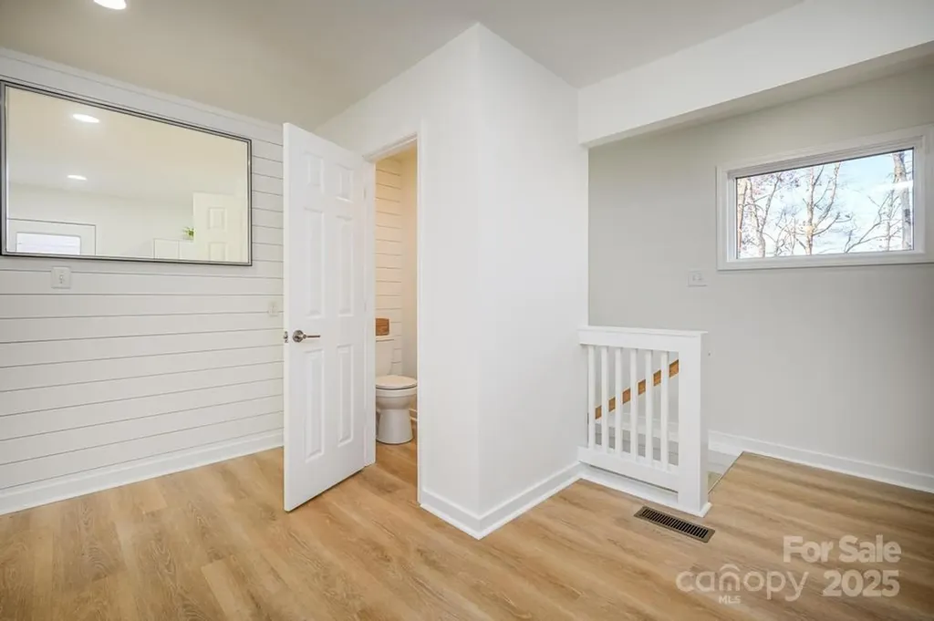 2106 Lynmore Drive Sherrills Ford NC 28673
