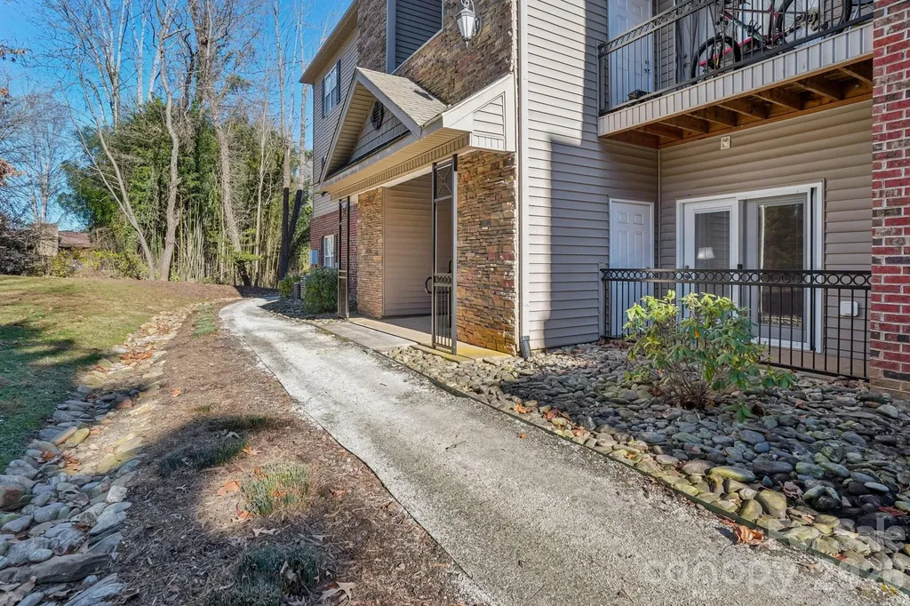 316 Appeldoorn Circle Asheville NC 28803