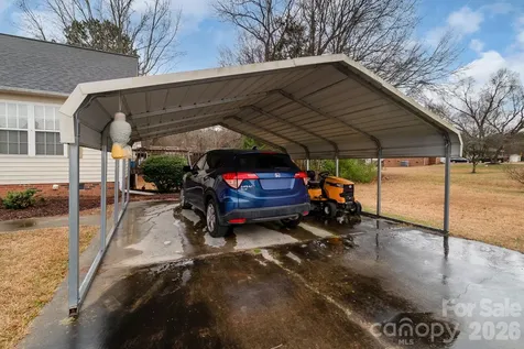 2514 Oxford Circle Lancaster SC 29720