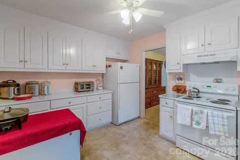 2514 Oxford Circle Lancaster SC 29720