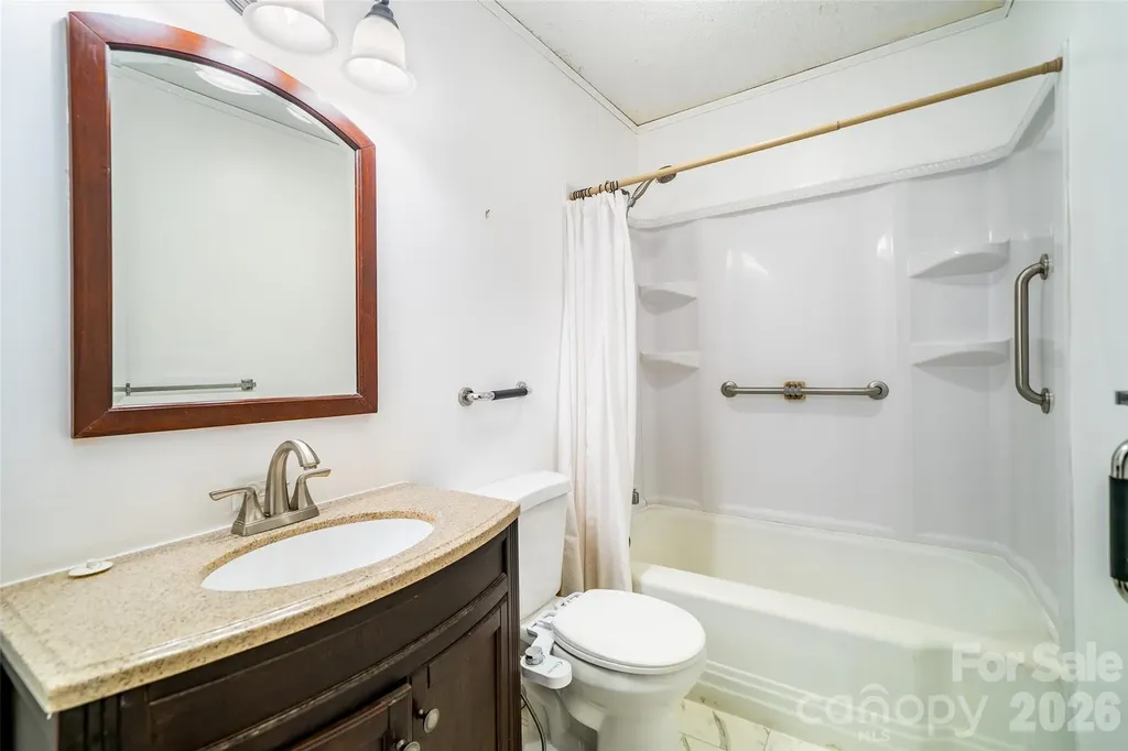 52 E Miller Street Columbus NC 28722