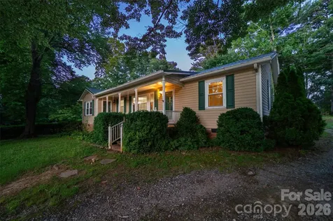 52 E Miller Street Columbus NC 28722