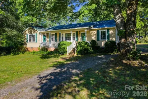 52 E Miller Street Columbus NC 28722