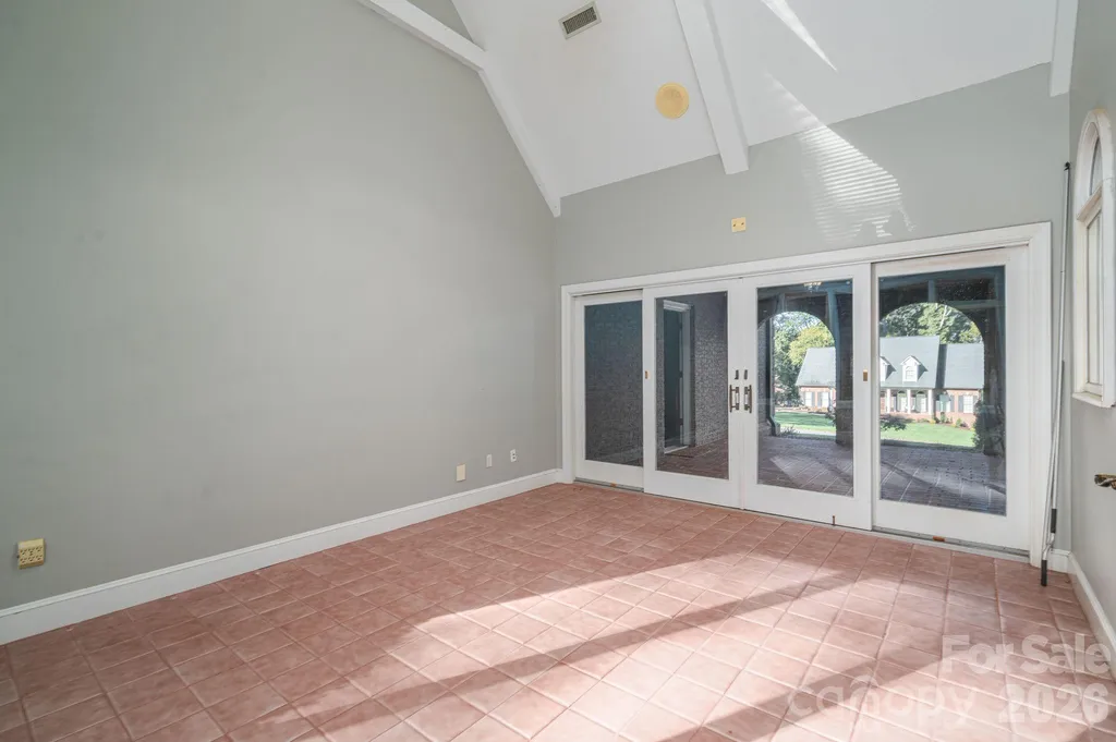 208 Hollow Road Lincolnton NC 28092