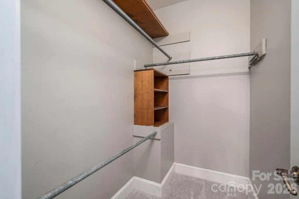 208 Hollow Road Lincolnton NC 28092