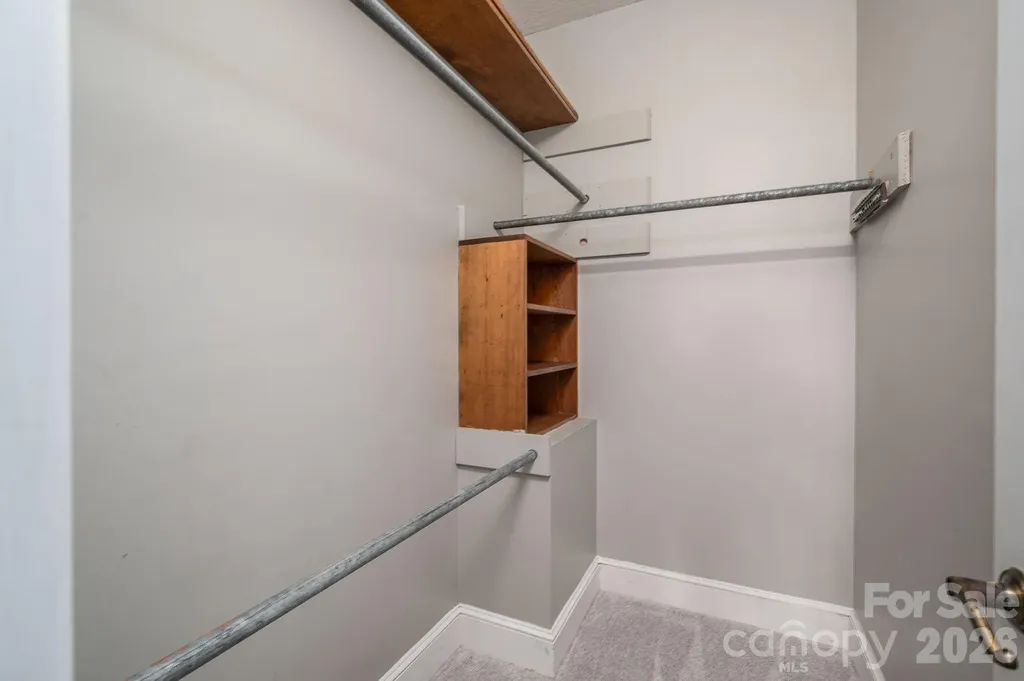 208 Hollow Road Lincolnton NC 28092