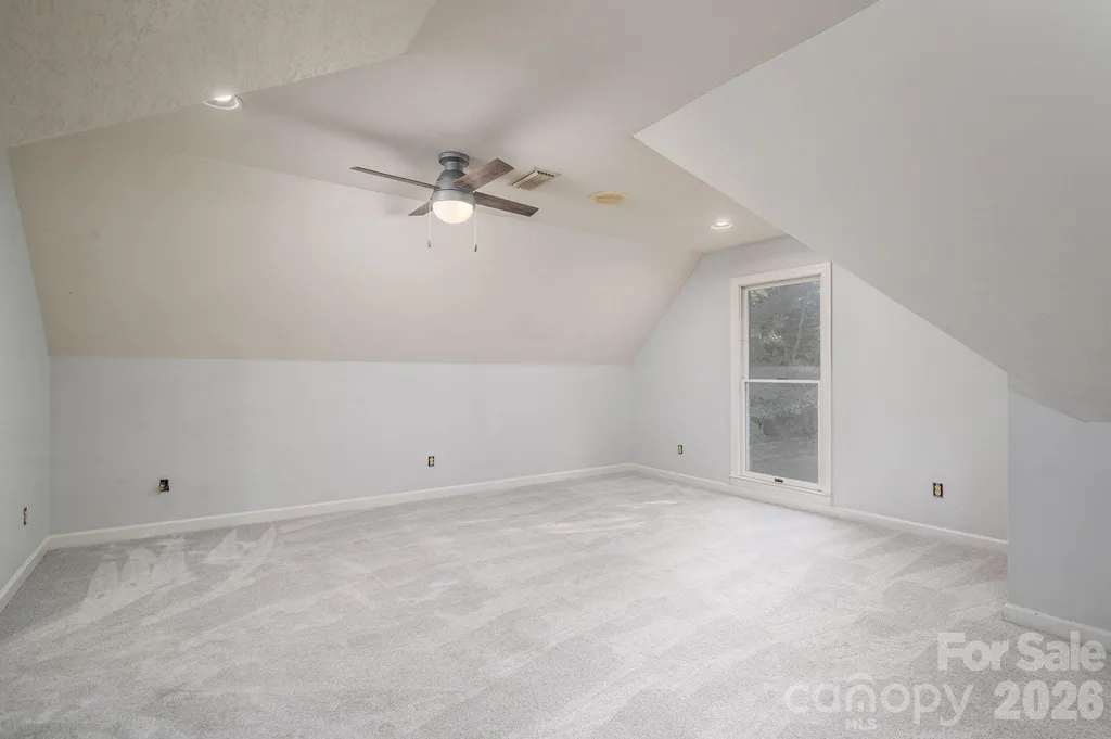 208 Hollow Road Lincolnton NC 28092