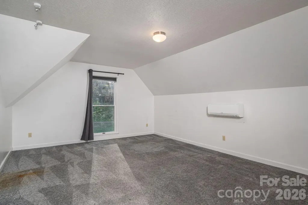 208 Hollow Road Lincolnton NC 28092